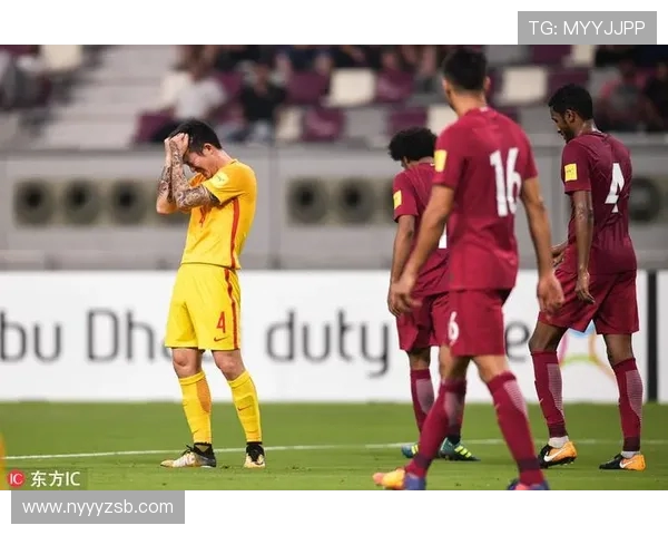 中国队与卡塔尔激战12强赛全力争胜展现足球激情与实力对决